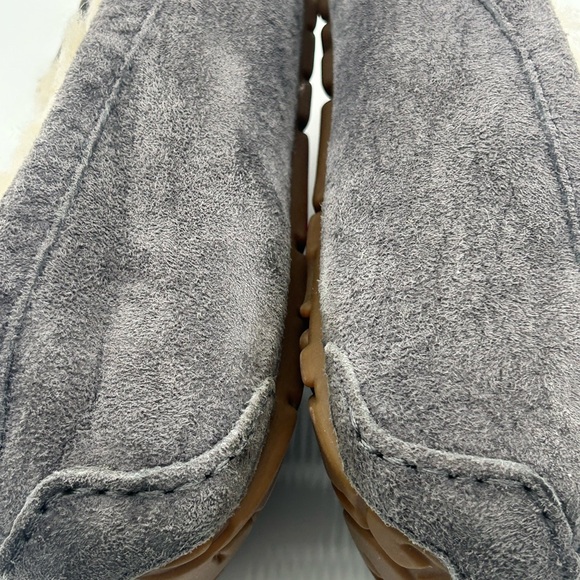 Ugg Australia Ansley Gray slip in shoes 7 # 3312 - Picture 8 of 16